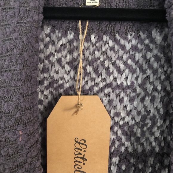 Cardigan - Picture 5 of 6